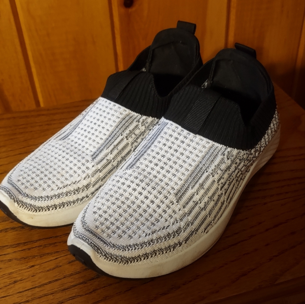 Tommy Bahama Women's Shoes